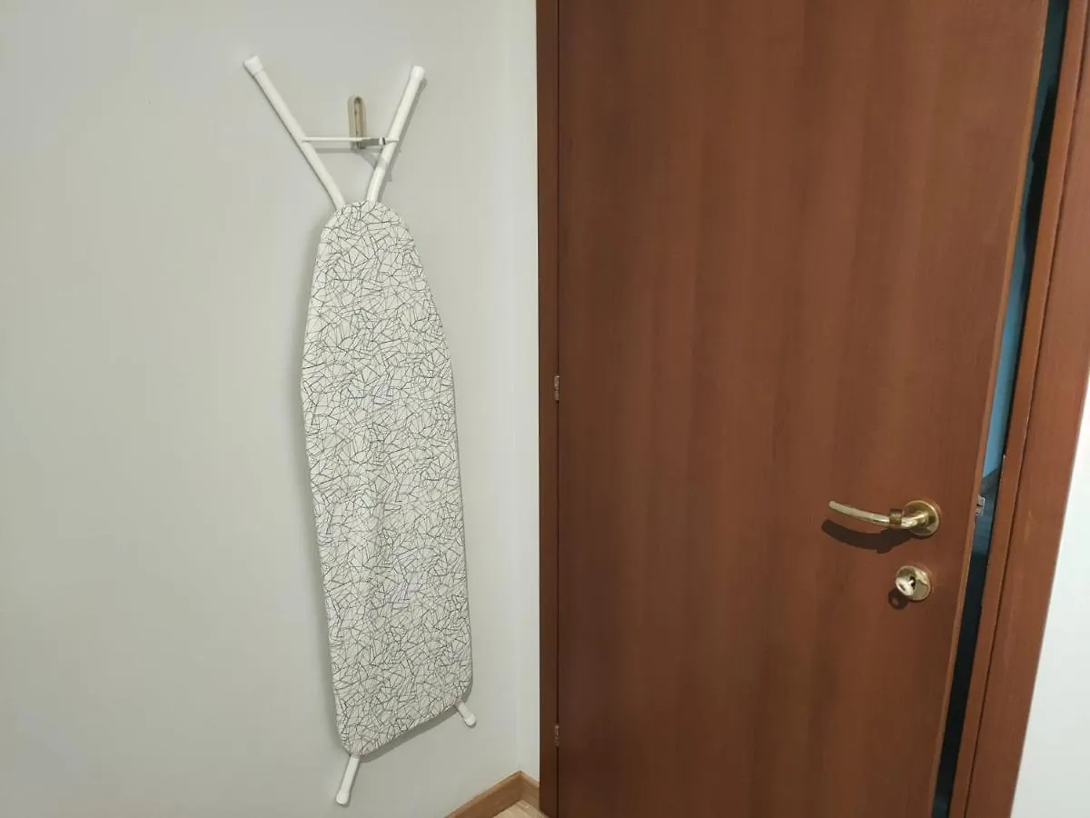Rome 15MinModern Accommodation, Airport,Station,Linkhouseciampino Apartment