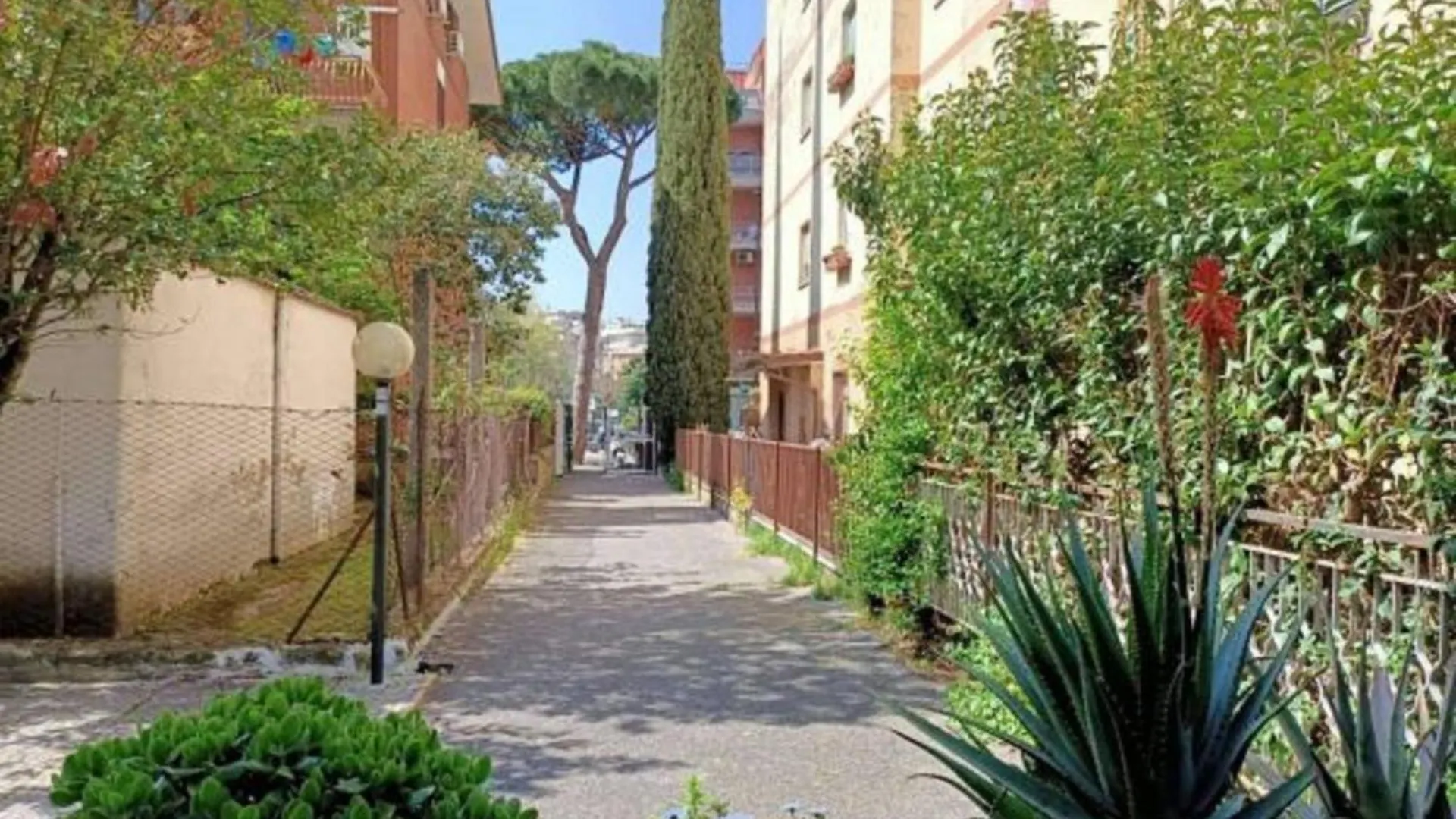 Apartment Rome 15MinModern Accommodation, Airport,Station,Linkhouseciampino