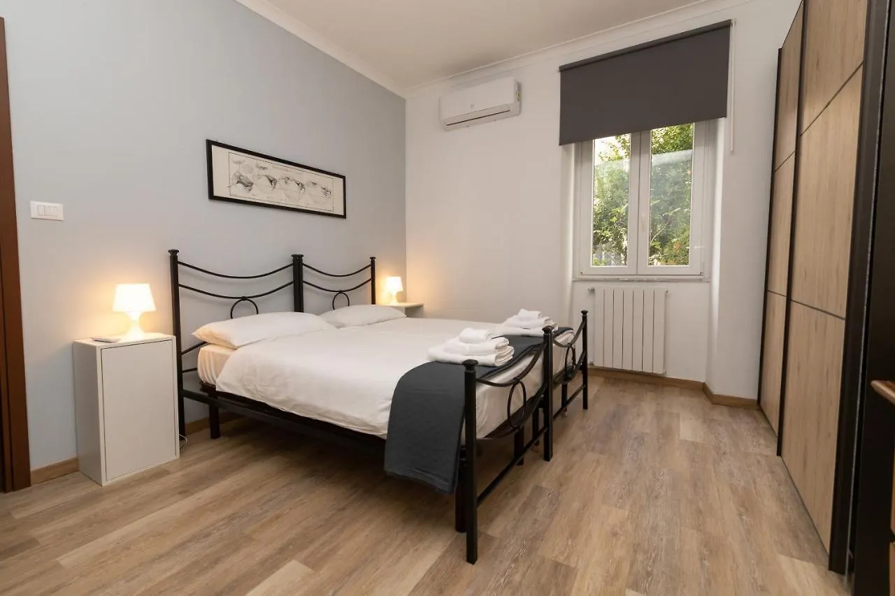 Rome 15MinModern Accommodation, Airport,Station,Linkhouseciampino