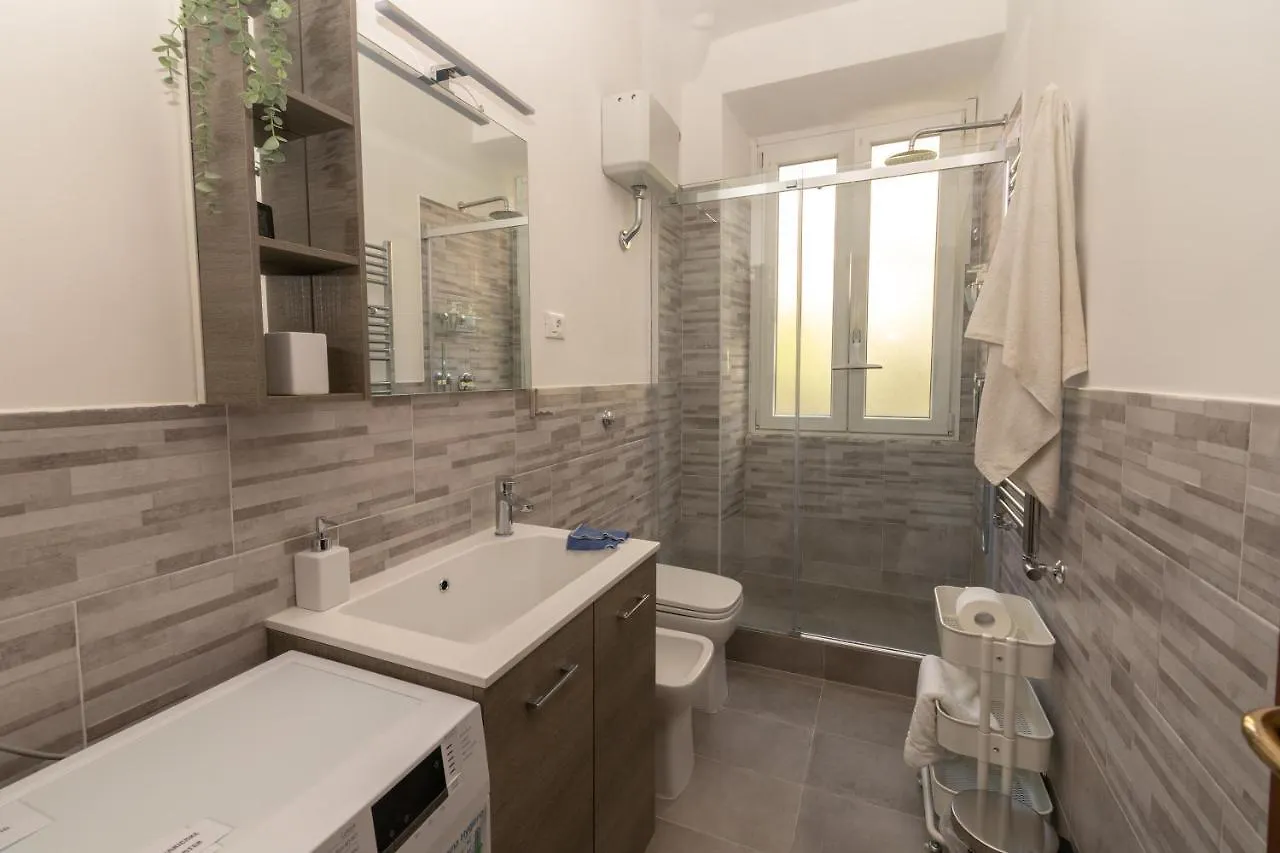 Rome 15MinModern Accommodation, Airport,Station,Linkhouseciampino 0*, Ciampino Italy