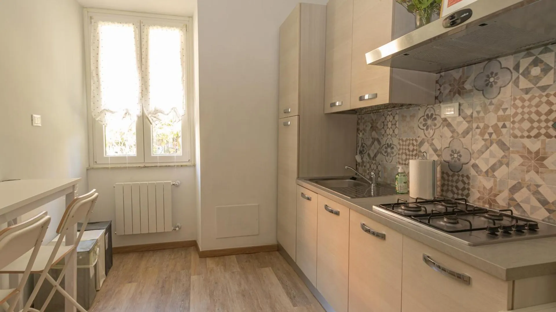 Rome 15MinModern Accommodation, Airport,Station,Linkhouseciampino